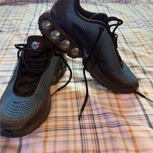 Nike Kids Black and Blue Sneakers